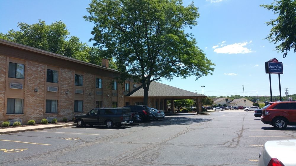 Americinn And Suites By Wyndham Delafield-Waukesha-Milwaukee Ngoại thất bức ảnh